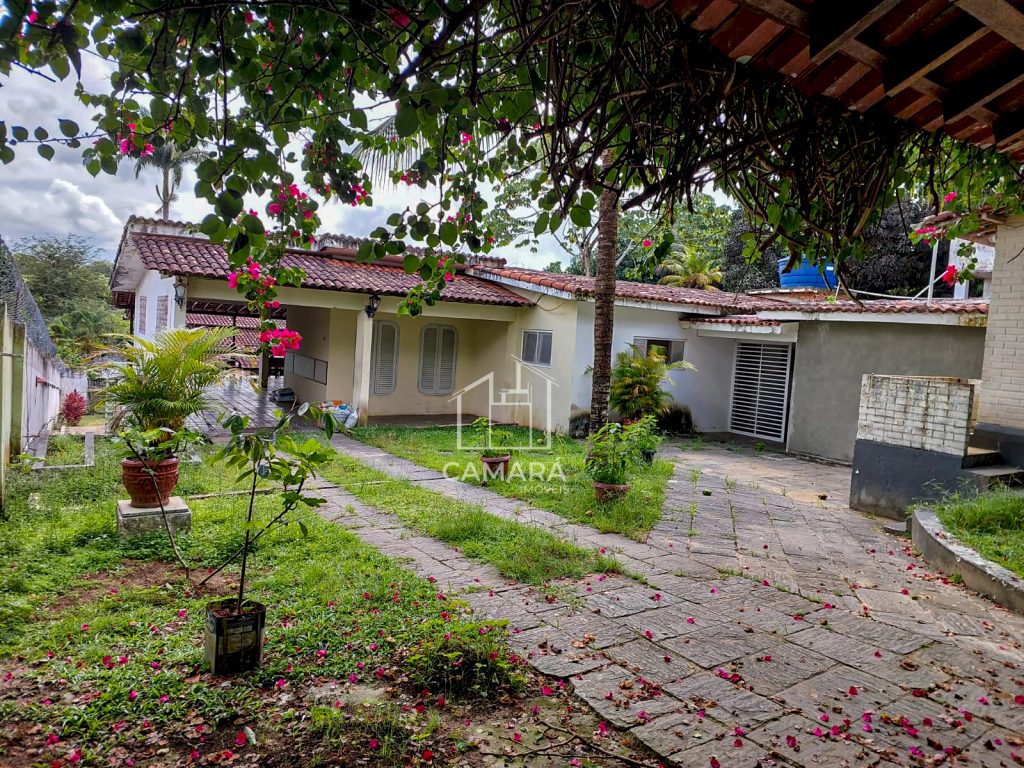 Alugo ou Vendo Casa em Aldeia com 12 quartos