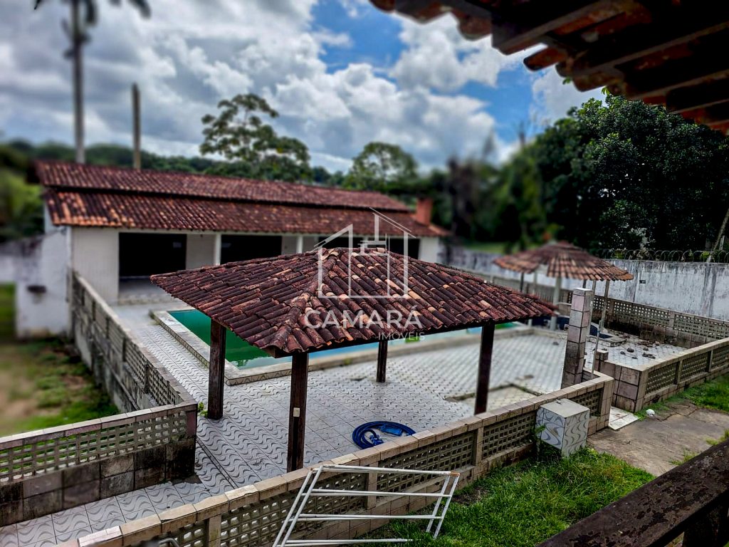 Alugo ou Vendo Casa em Aldeia com 12 quartos